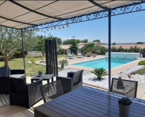 Charmante Villa avec Piscine